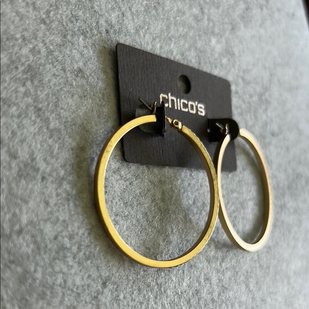 Chico's Distressed Gold Tone With Rhinestine Snap Hoop Earrings - Picture 6 of 11